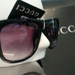 Gucci Frames (Black)